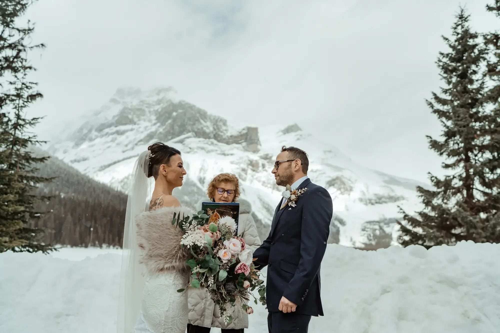 winter-elopement-photography-at-emerald-lake-lodge2.webp