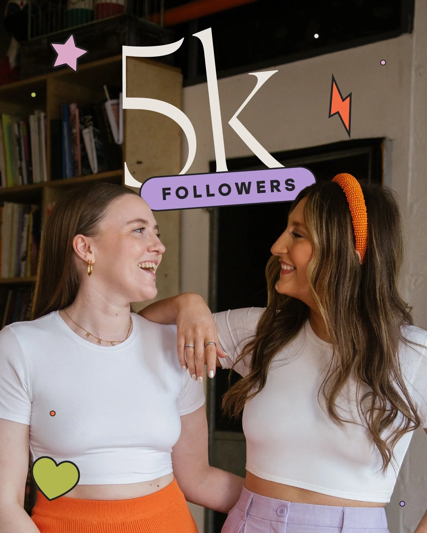 5K of you&hellip; are you kidding?! When we made our vision boards this time last year we set out to hit 4K this year and somehow we&rsquo;ve blown past it (by 1,000!?) and we&rsquo;re feeling all the love 🥹💘

Running our biz in this little corner 