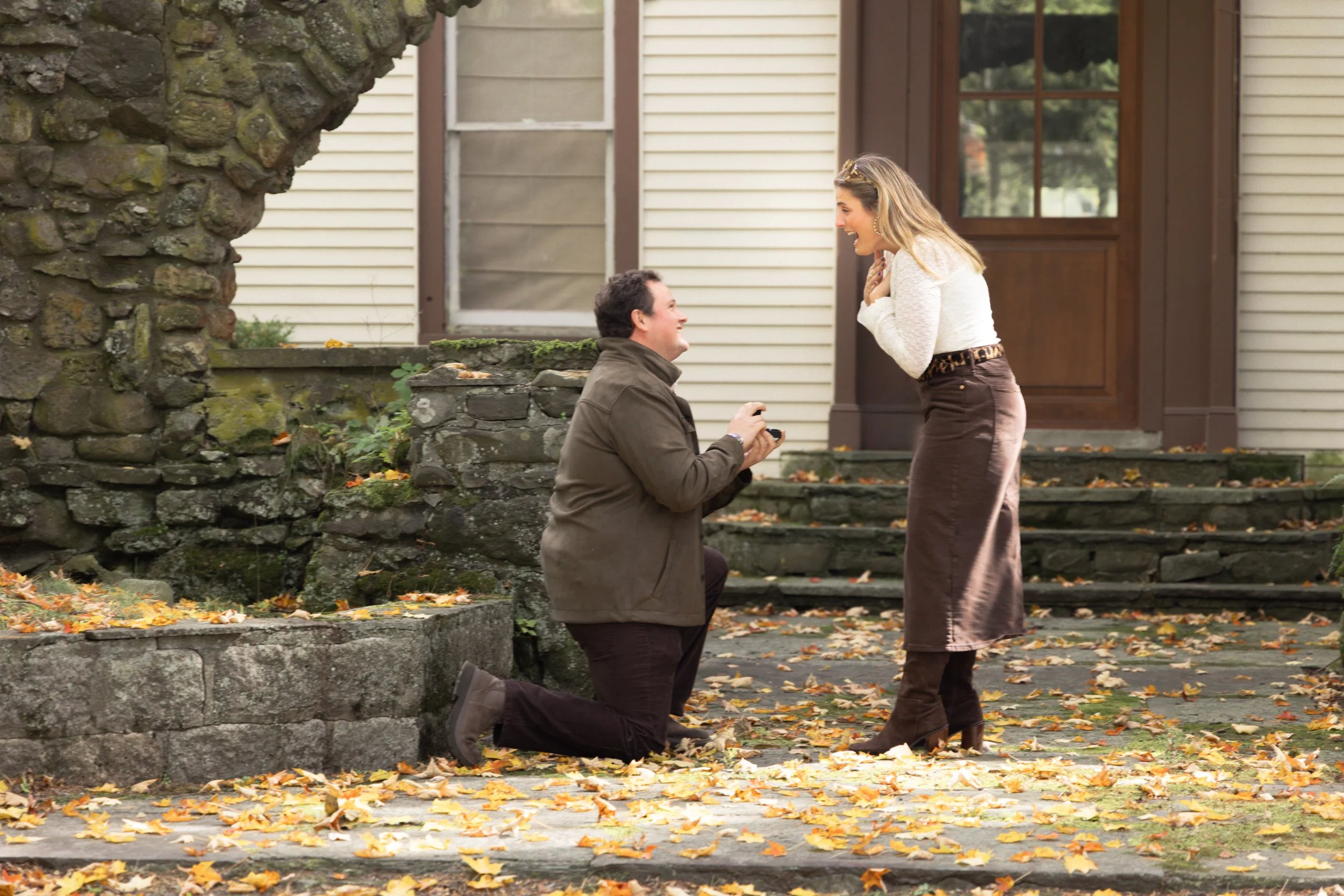 Fall Surprise marriage proposal at Brotherhood Winery in Washingtonville New York