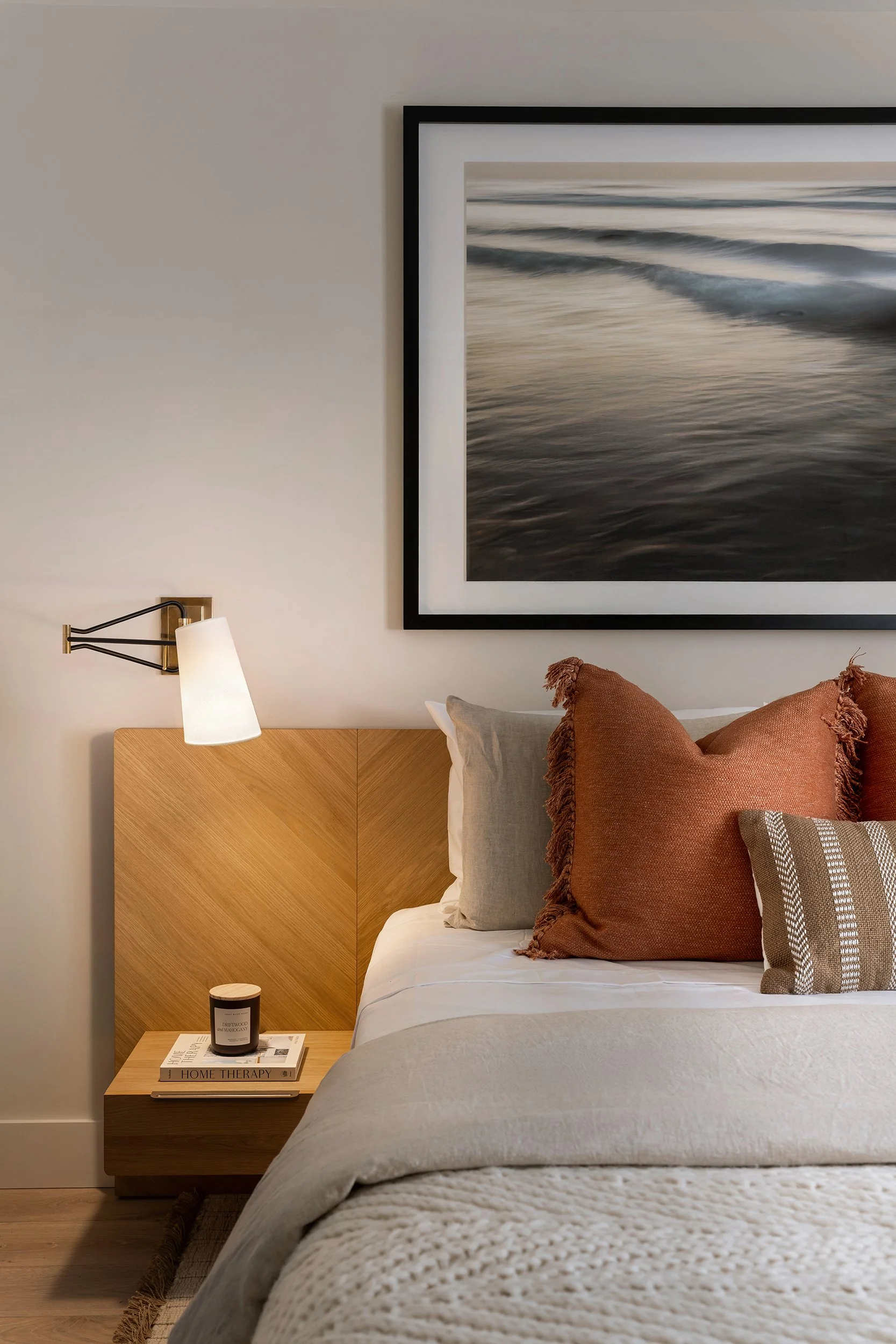 ridge_road_southampton_master_bedroom_natura_interiors_02_WEB.jpg