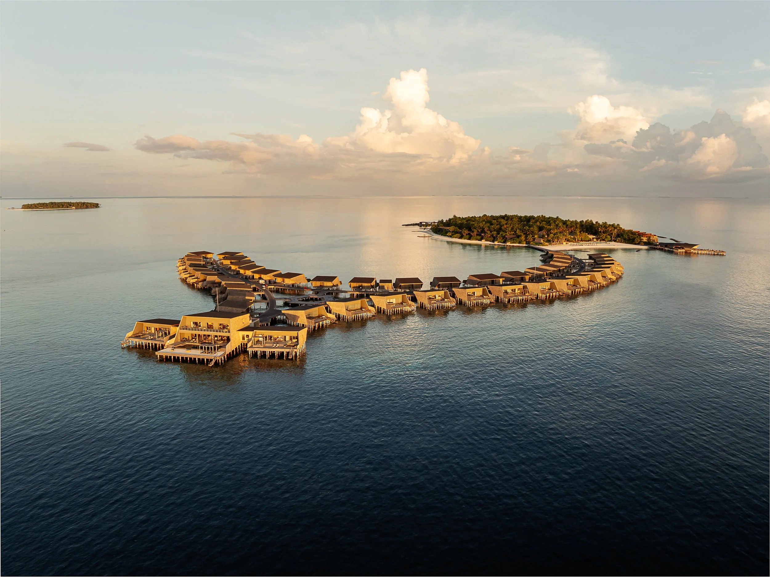Jan Malkovsky_Vommuli Resort, Maldives_UAV Photography_Drone-4.jpg