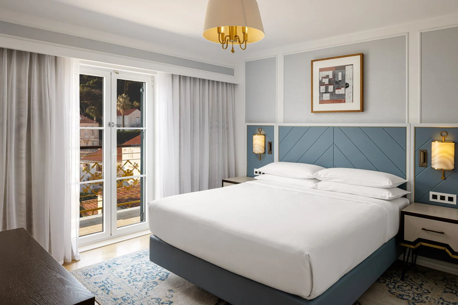 Jan Malkovsky_Hilton Dubrovnik_Hilton Approved Photographer_Croatia_Imperial Hotel_Delux Guest Room  (1 of 1).jpg