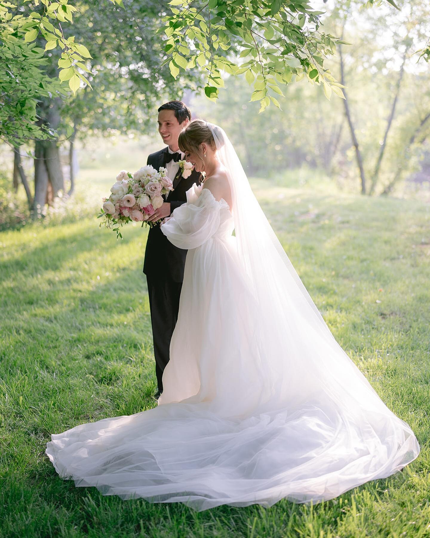 After following Charlotte &amp; Andrew walk back down the aisle, they stepped into the dreamiest pocket of light #awpweddings
Florals: @megowenevents 
Gown: @moniquelhuillierbride @warrenbarronbridal 
Hair: @austinhodgeshairapy 
Makeup: @chelseyannar