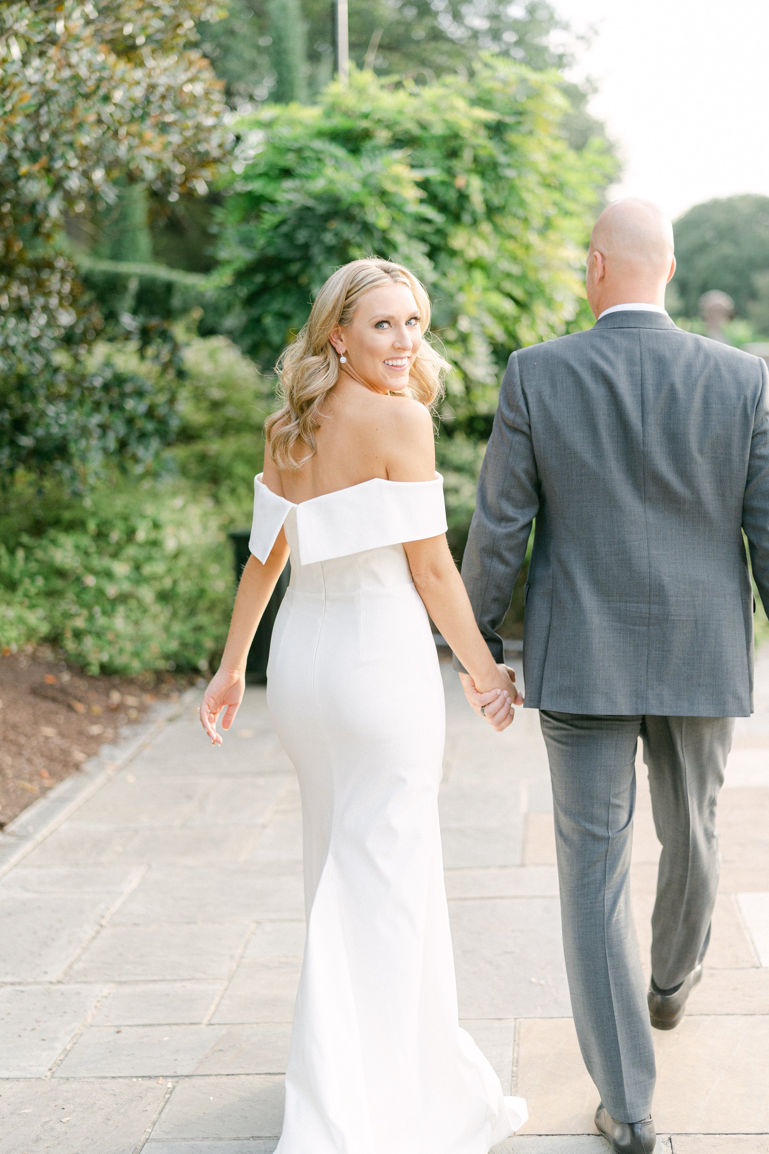 Dallas wedding at the Dallas Arboretum by luxury wedding photographer Amanda Watson
