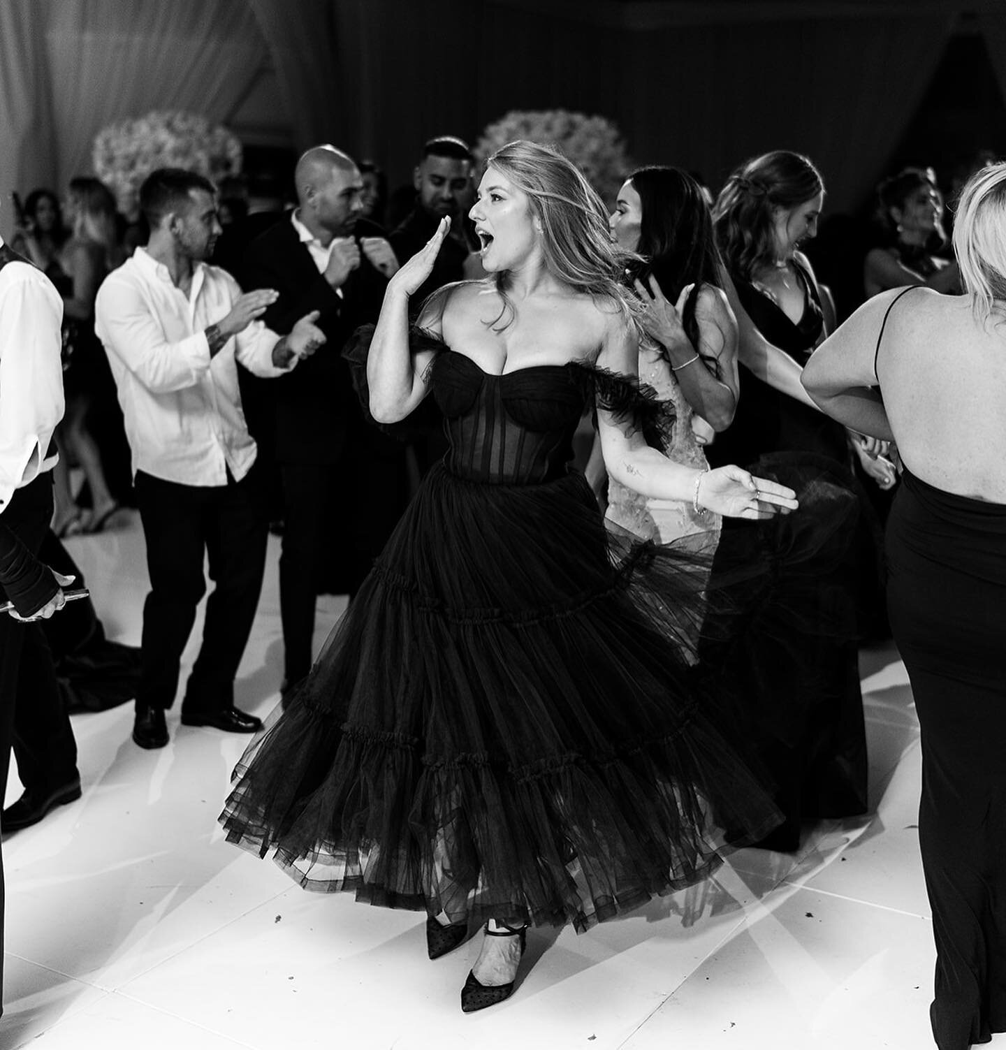 That feeling when @elis.band is tearing up the dance floor #awpweddings
Planning: @melissaandre @madco_team 
Design: @eddiezaratsian 
Florals: @tictockflorals 
Venue: @bevhillshotel 
Cake: @thebutterend 
Band: @elis.band 
#beverlyhillswedding #beverl