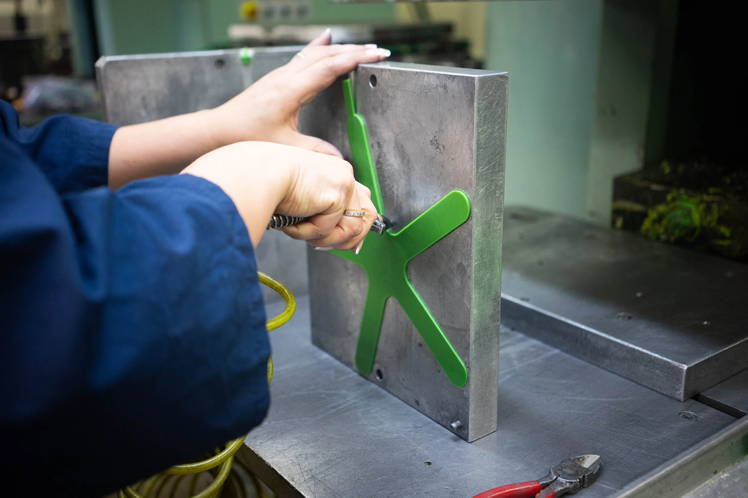 An example of tooling and a wax pattern in the investment casting process