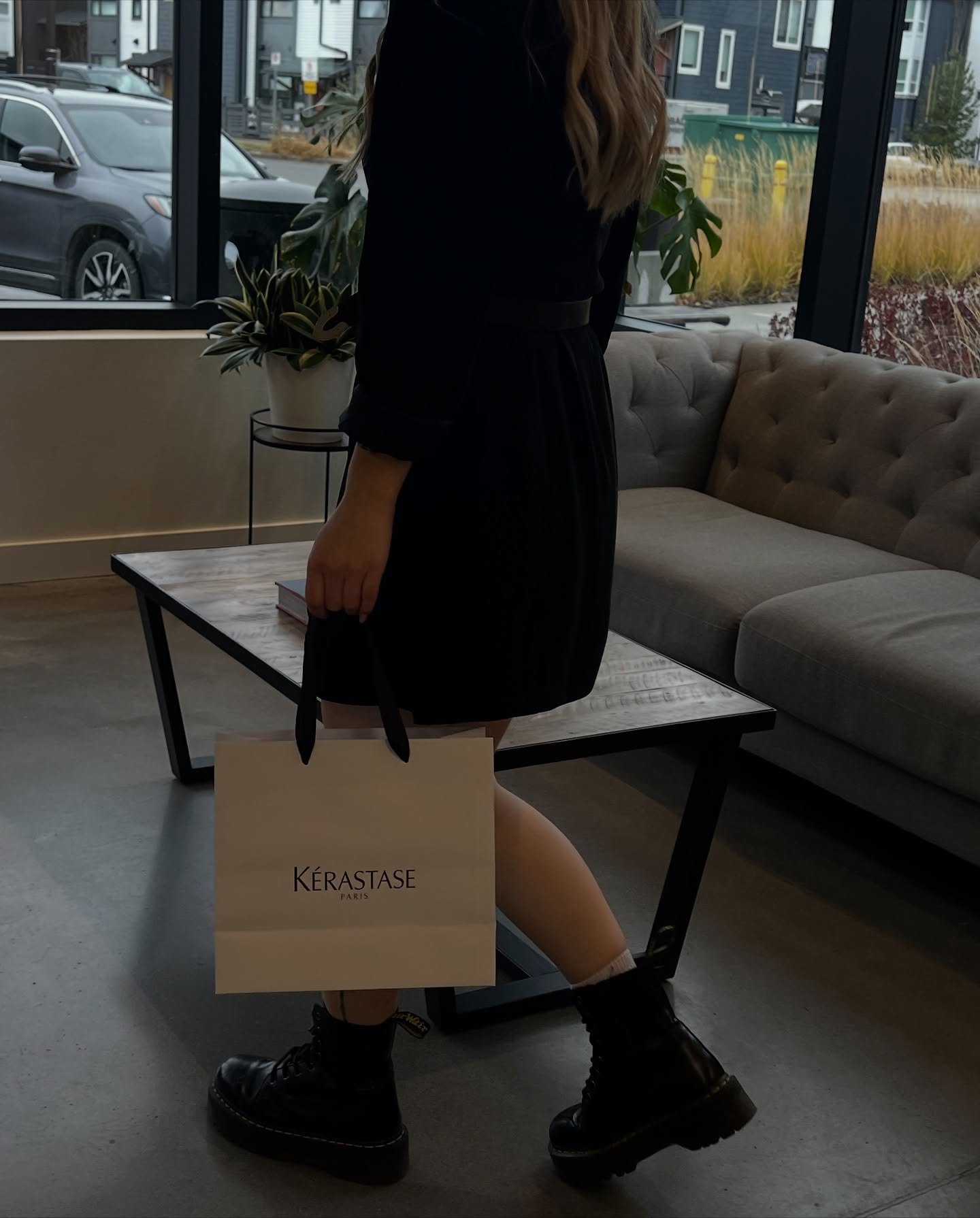 Elixir in November 

Busy season is in full swing and the studio&rsquo;s buzzing! 

Our holiday kits have been flying off the shelves, snag yours while we have them. We got our hands on a few more Gloss Absolu holiday sets that will be arriving soon 