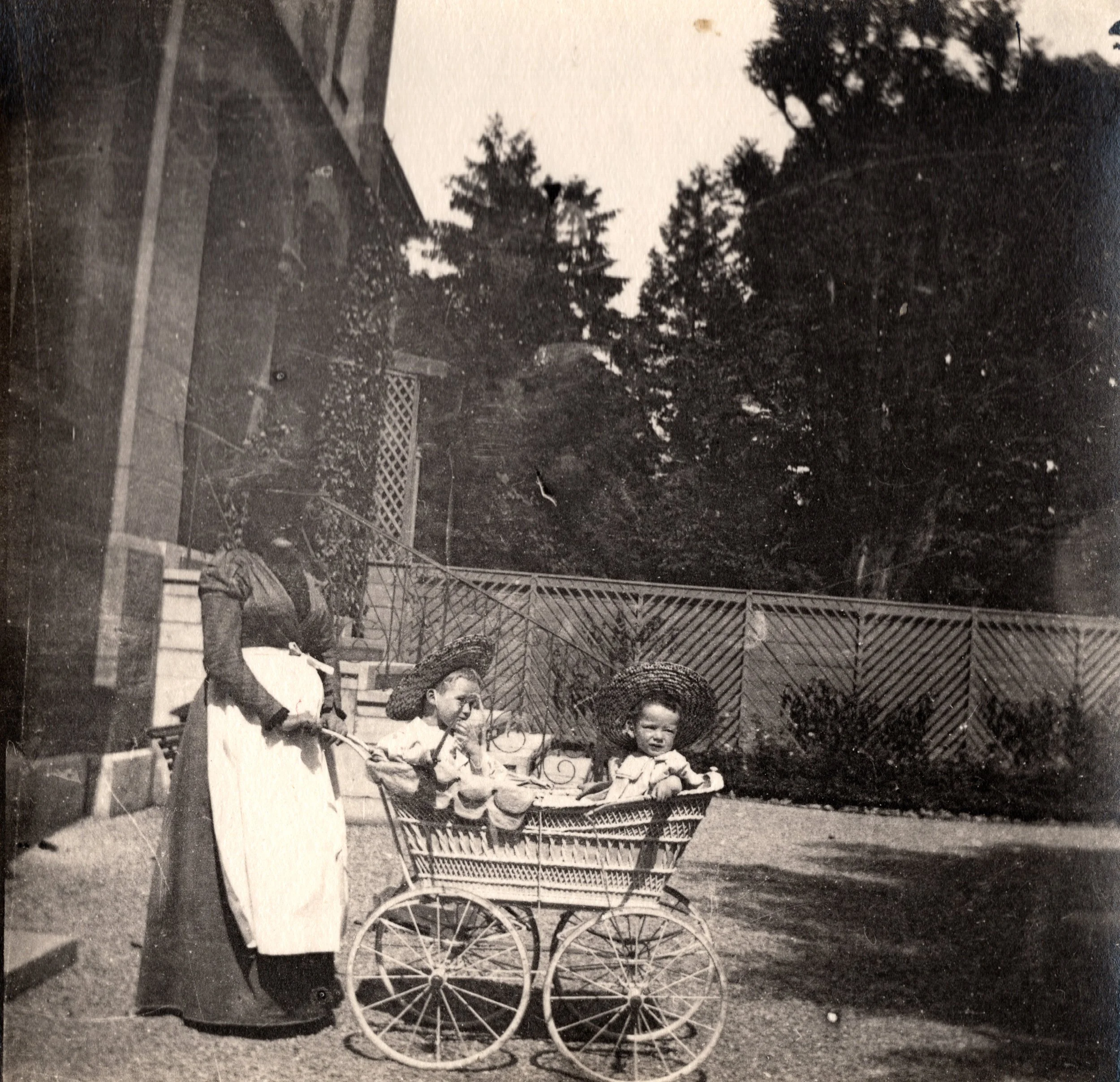 Kinder Burckhardt von Tante Elsa photographiert-04.jpg