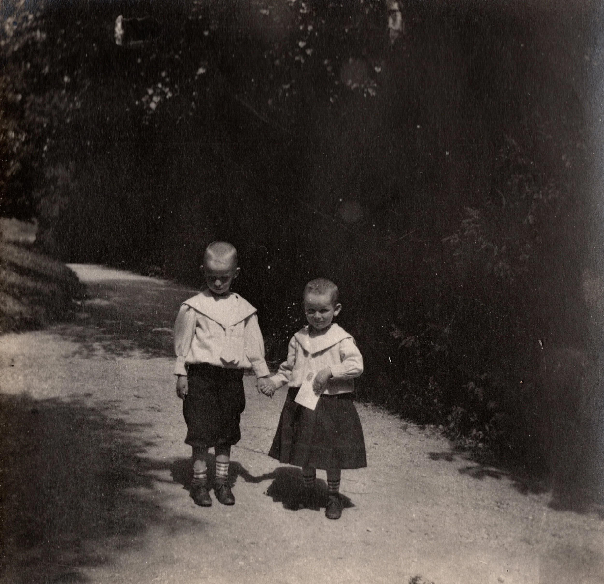 Kinder Burckhardt von Tante Elsa photographiert-20.jpg