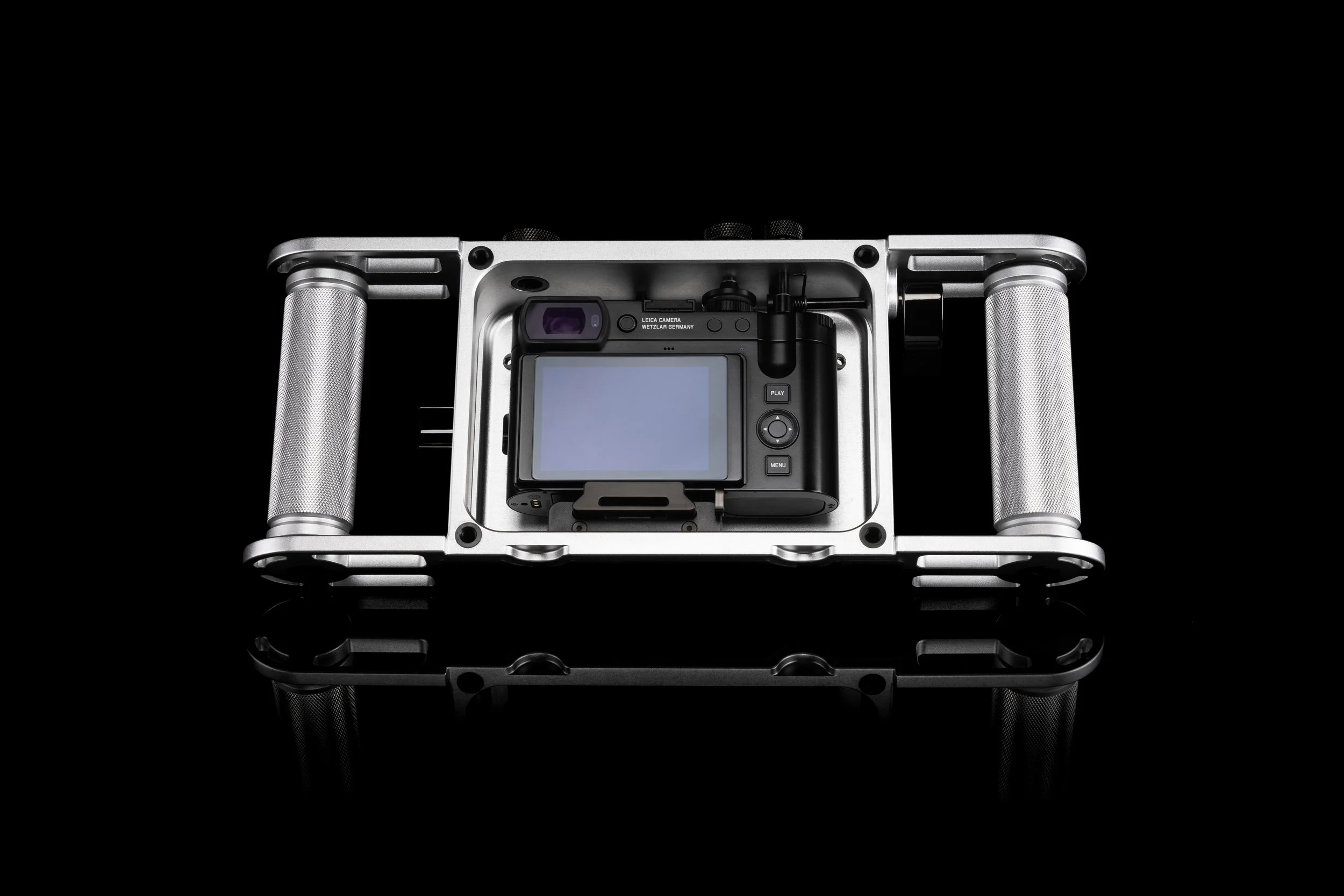 Leica Q3 Skeleton underwater housing by SUB13 for underwater photography.