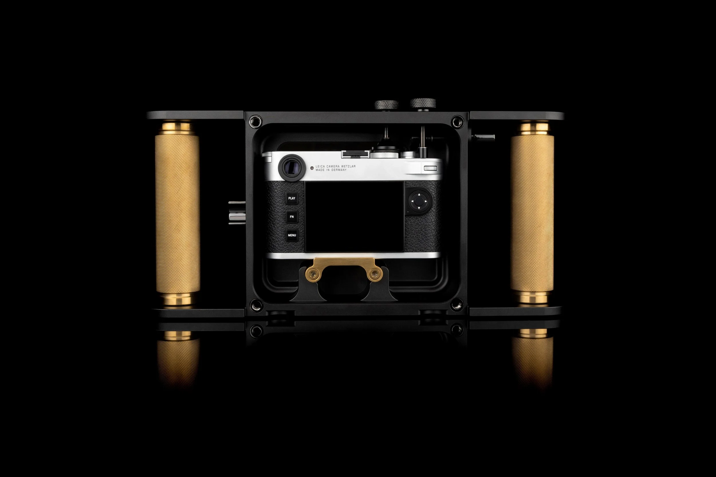 Underwater housing for Leica M11 built by SUB13 for underwater photography.