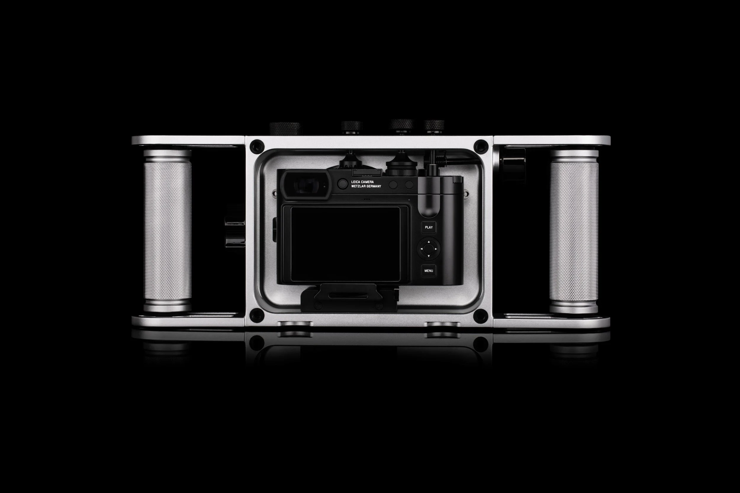Leica Q3 Skeleton underwater housing by SUB13 for underwater photography.