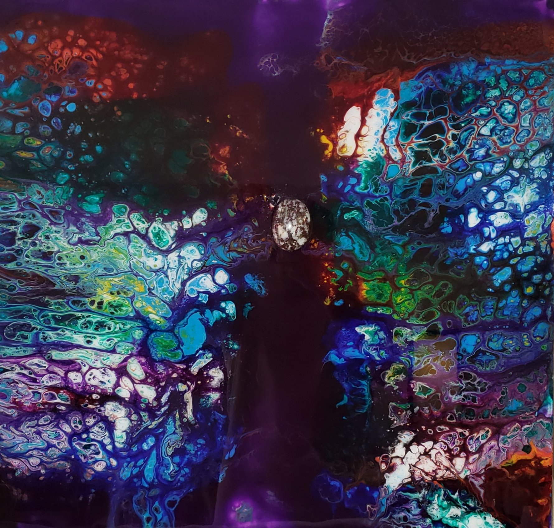 The Power
Acrylic pour on wood panel with polished mineral and epoxy resin.
24x24
$575