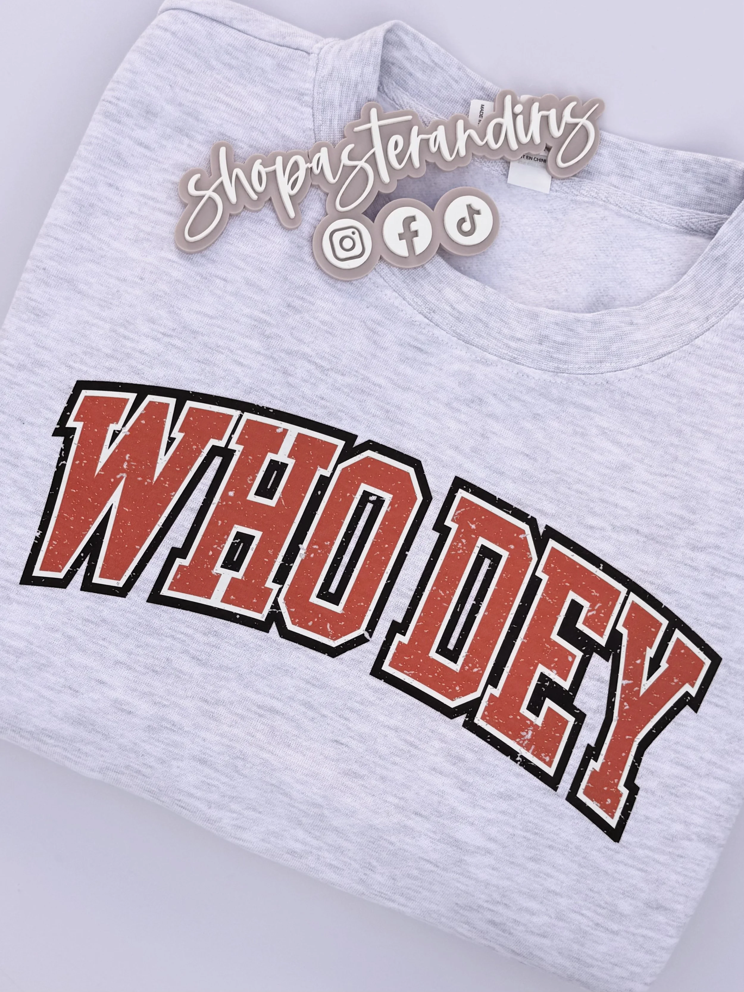 WHO DEY Mid-length Crewneck