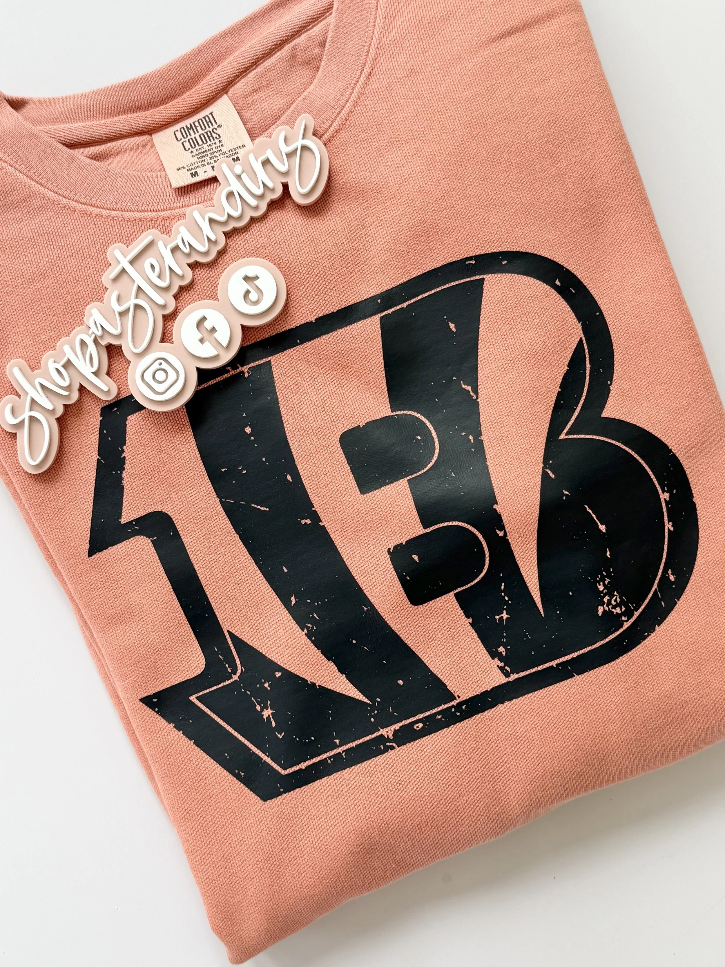 B logo Crewneck