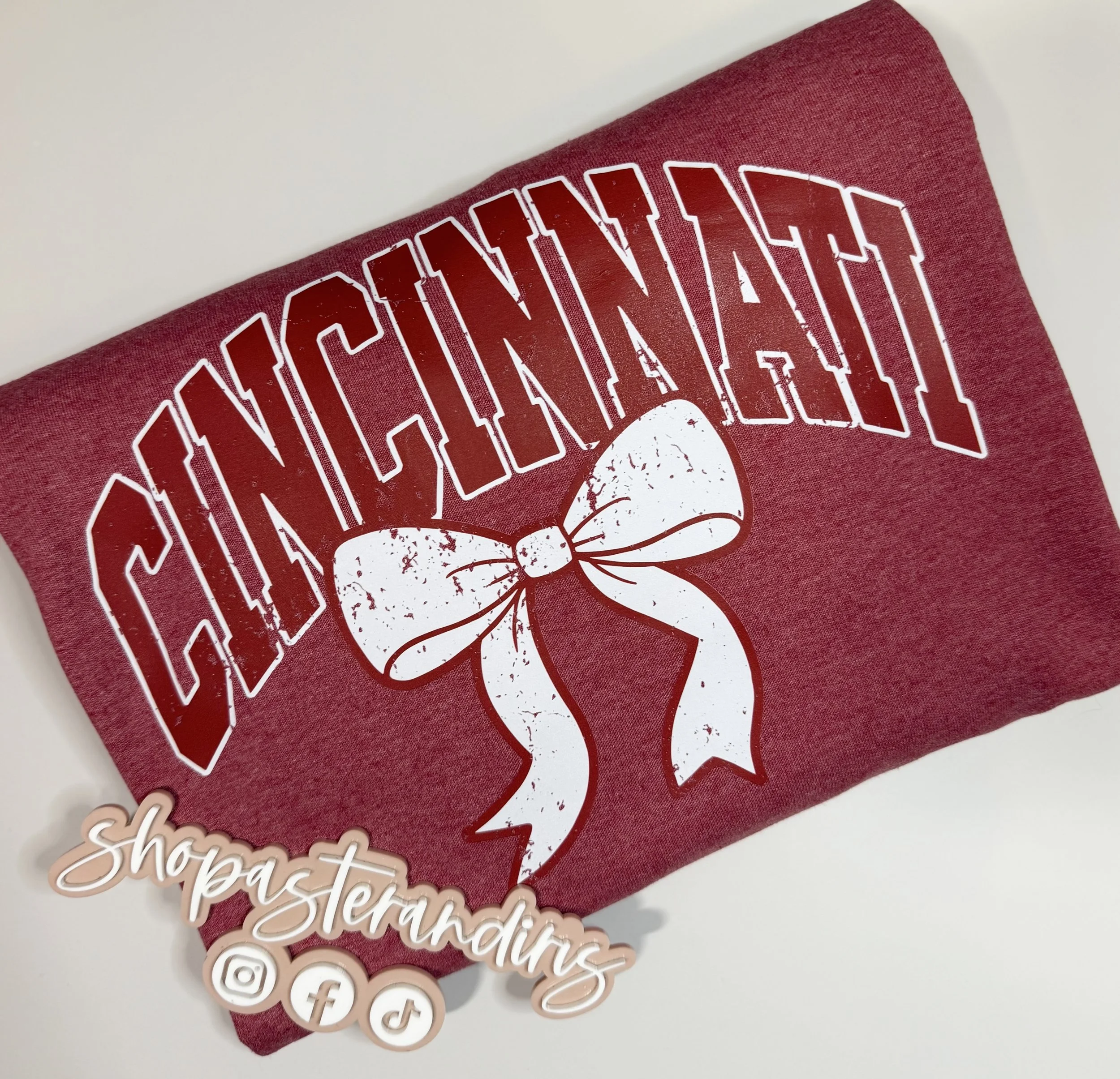 Cincinnati with bow crewneck or long sleeve T-shirt