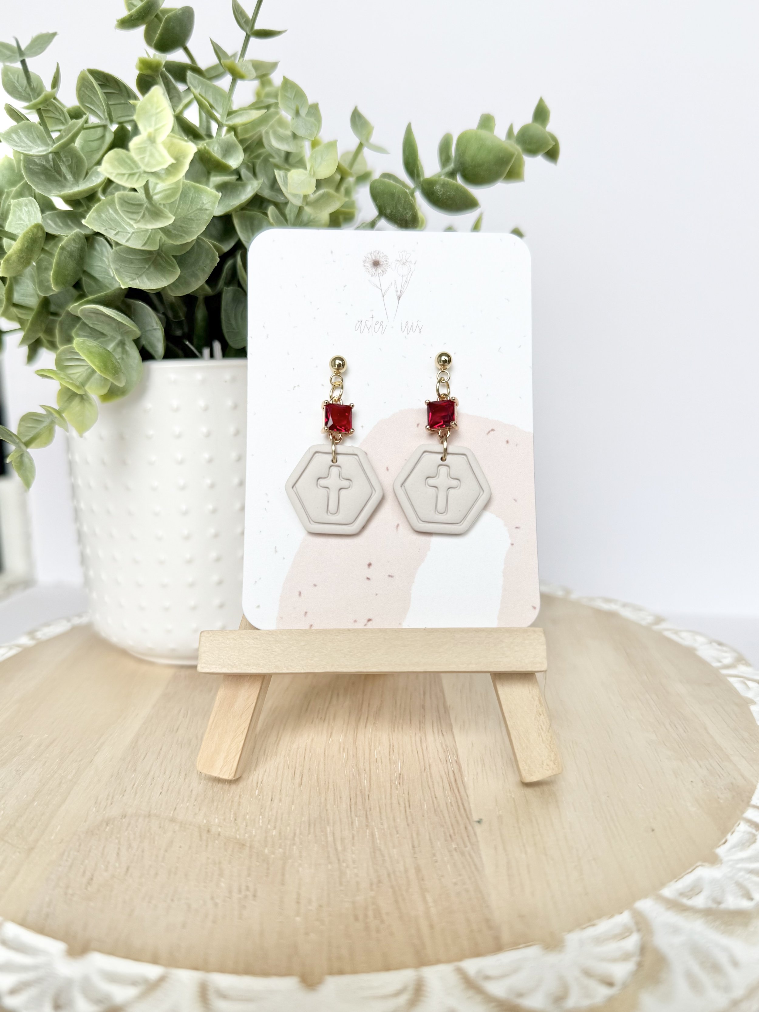 Hexagon cross dangle - 3 colors