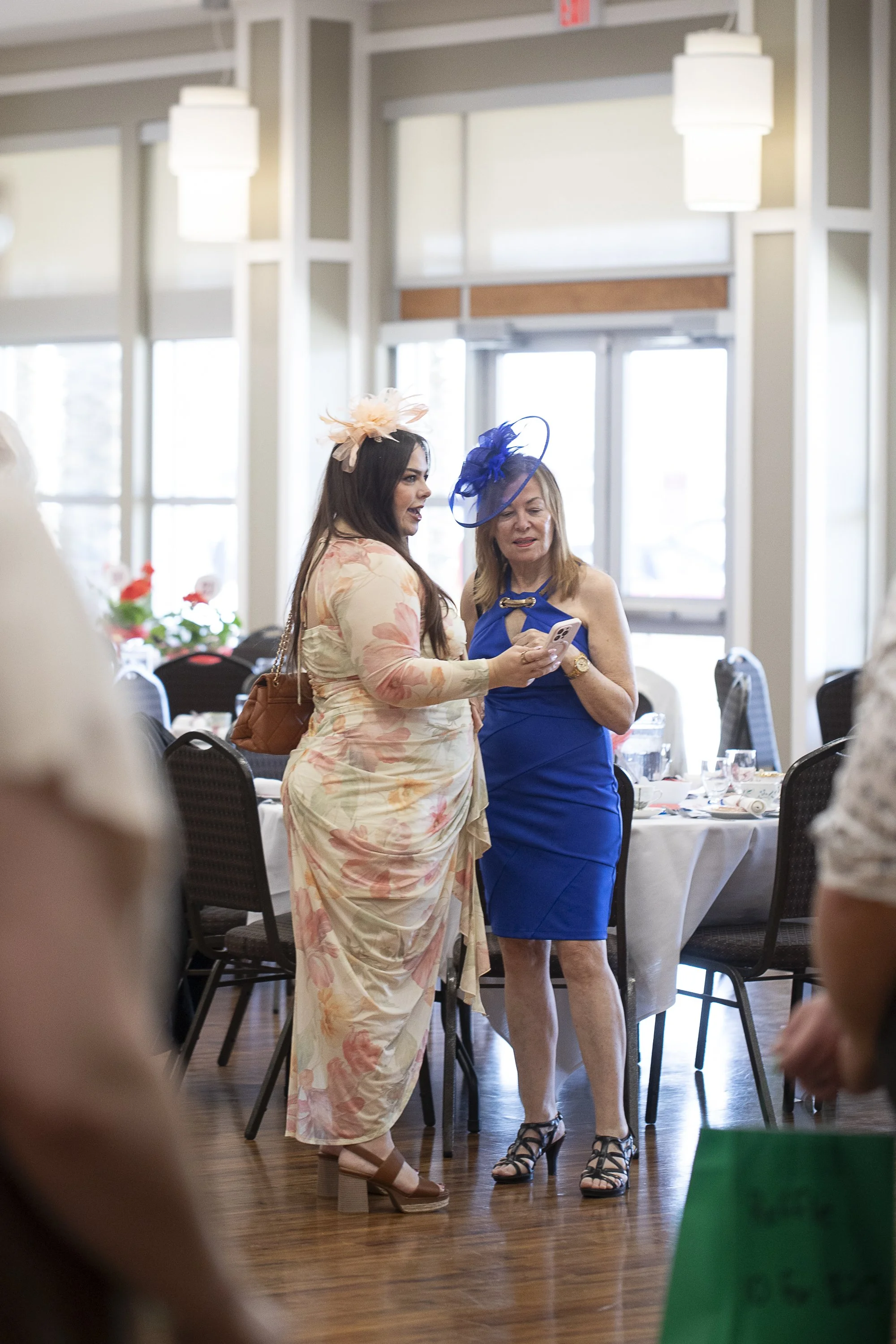1075Wings260509_HiRes.jpg