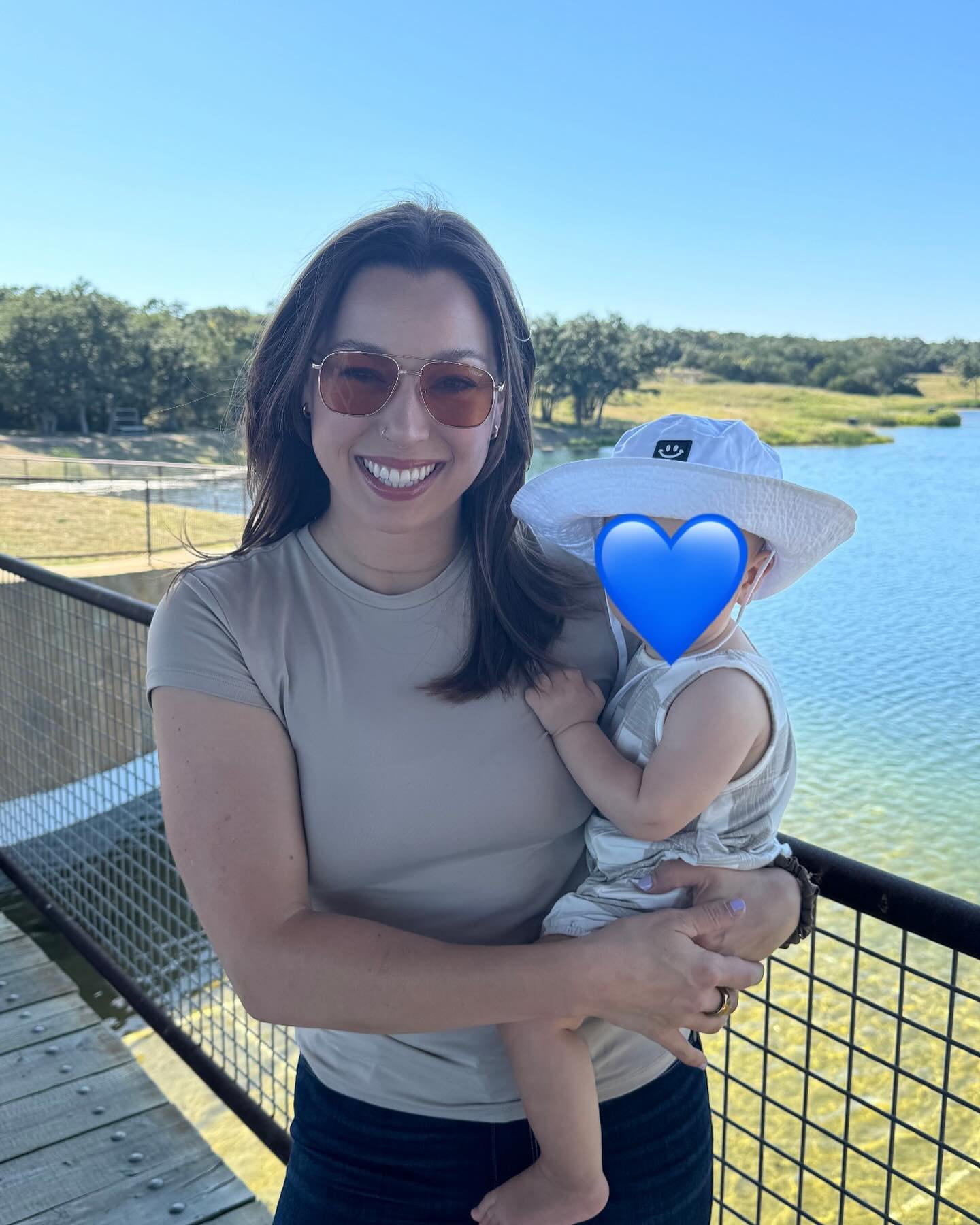 9 months in versus 9 months out! Time goes by so fast and I can&rsquo;t believe how big you are already getting. Second photo is about 20 minutes before my water broke. You little man, are my greatest teacher 💙. Thank you for making me your mommy. #
