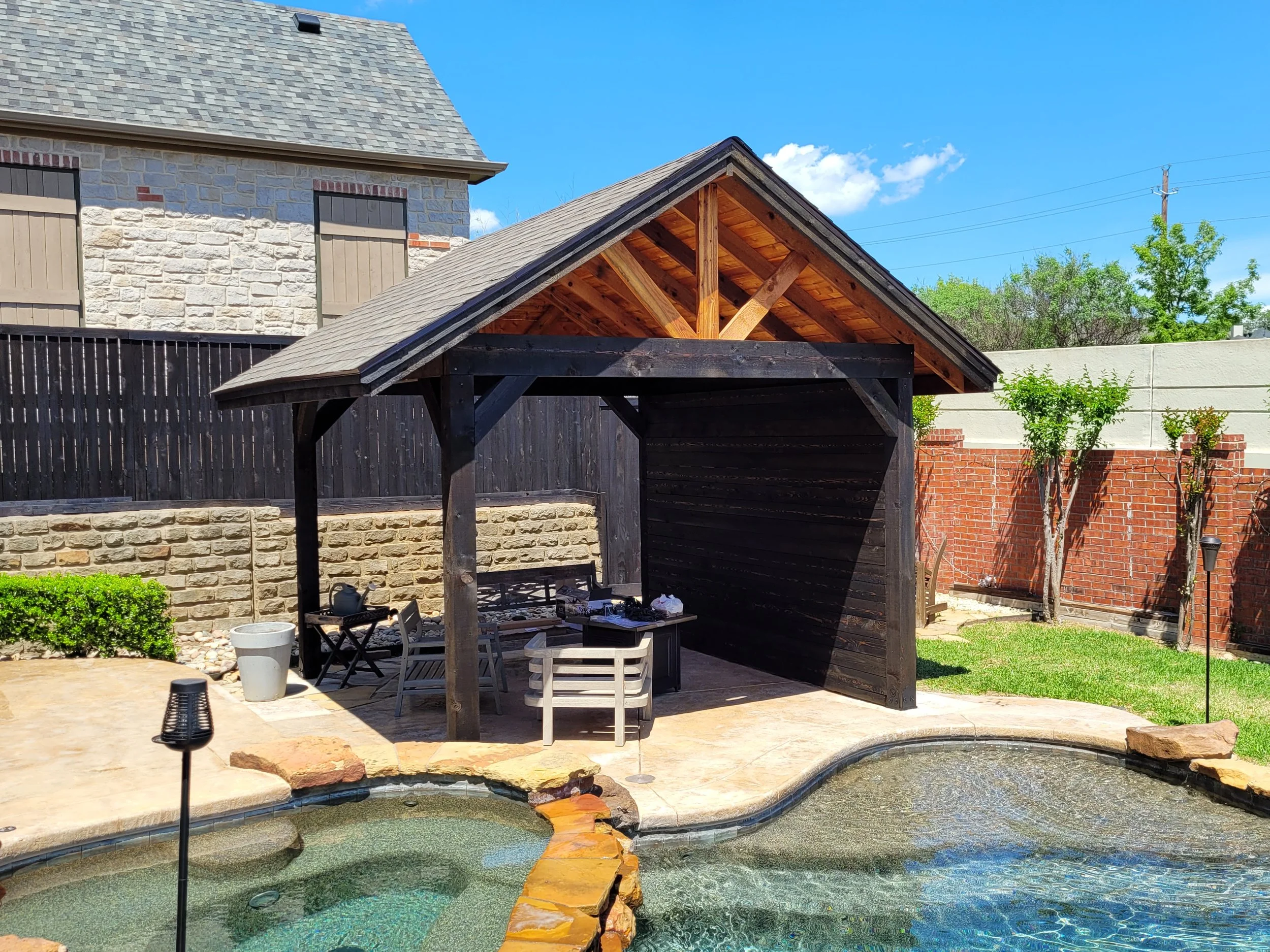 detached patio cover with privacy wall 