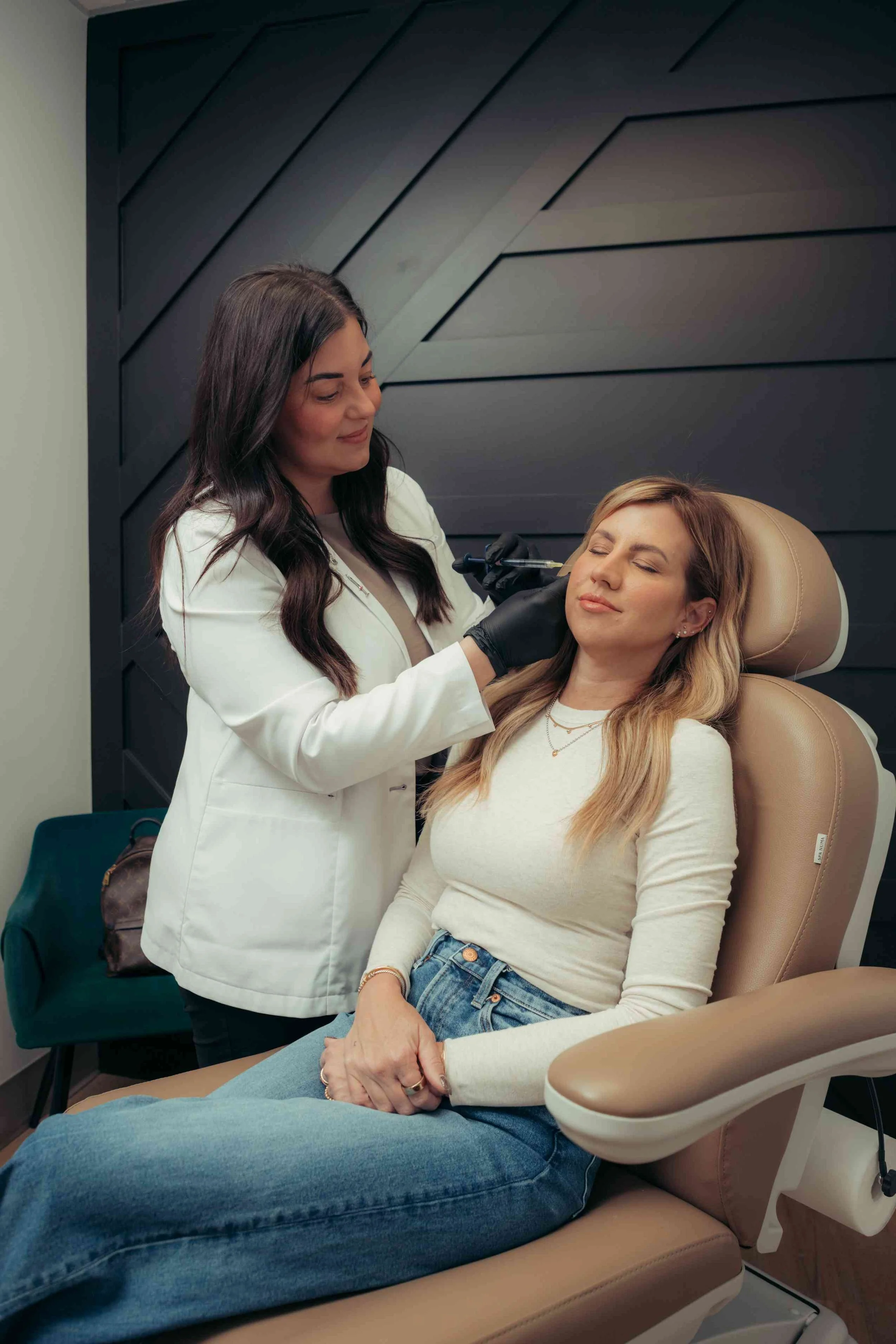 Dermal filler treatments in North Peoria, AZ from trusted, professional aesthetic injectors.