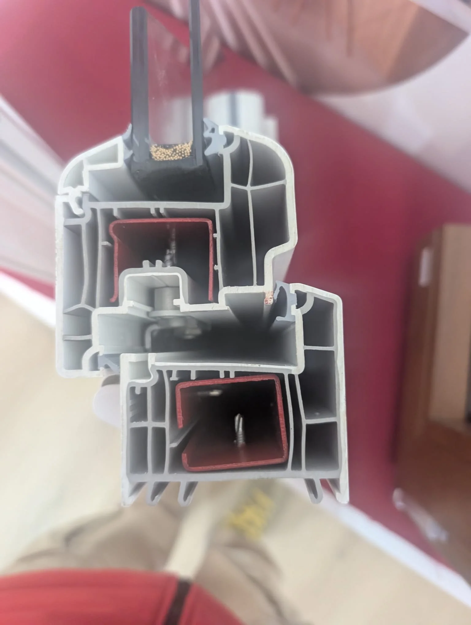 Fornitura e installazione profilo serramenti in PVC 70 - EMI Protezione