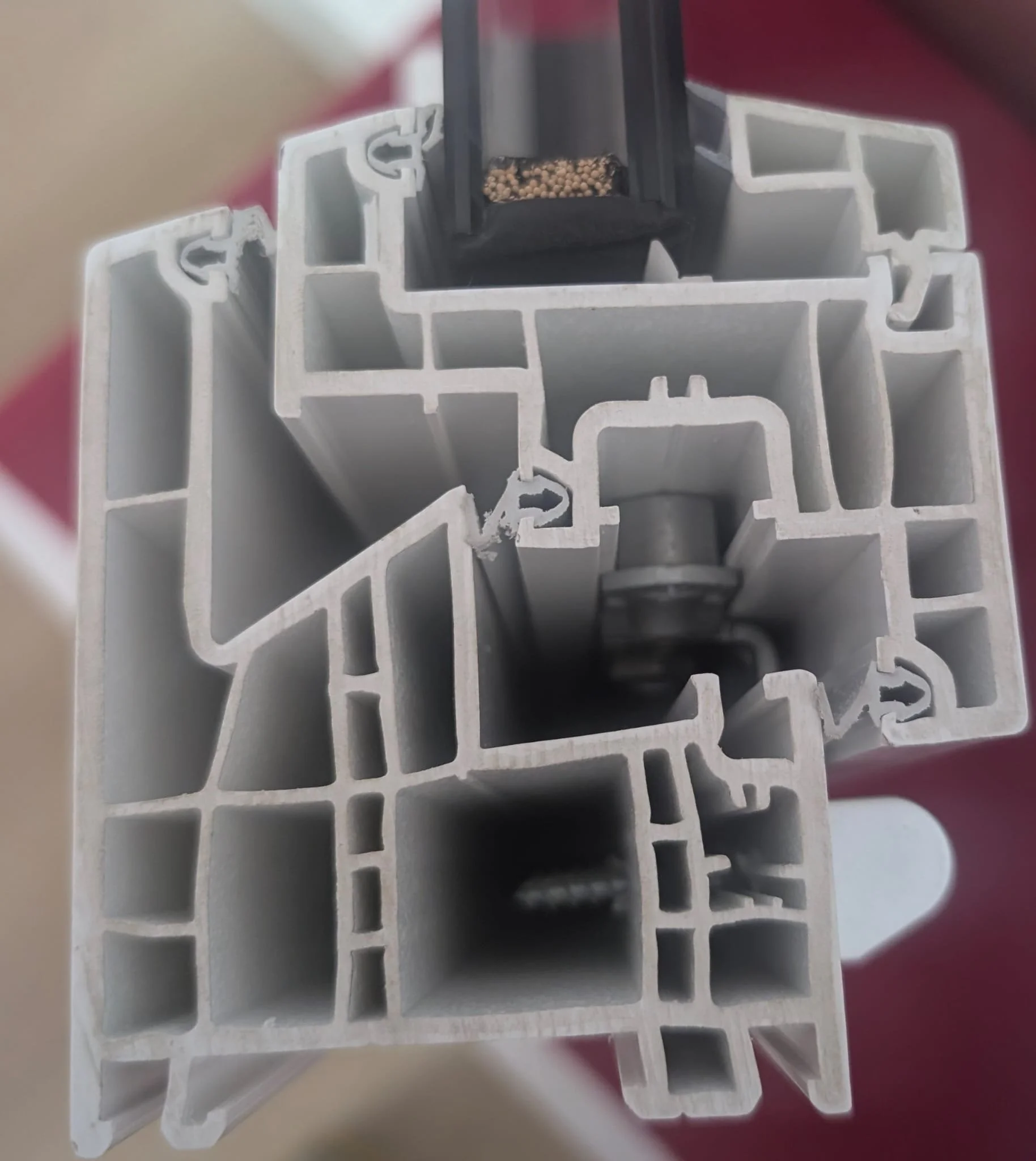 Produzione serramenti resina profilo 70 70 - EMI protezione