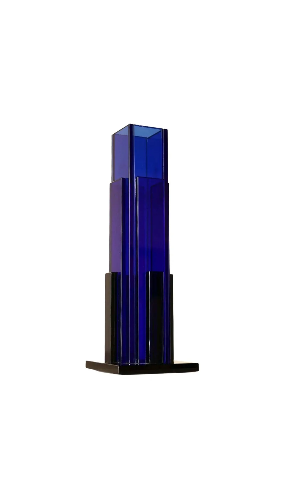 Ettore Sottsass Fontana arte 2666 blue vase
