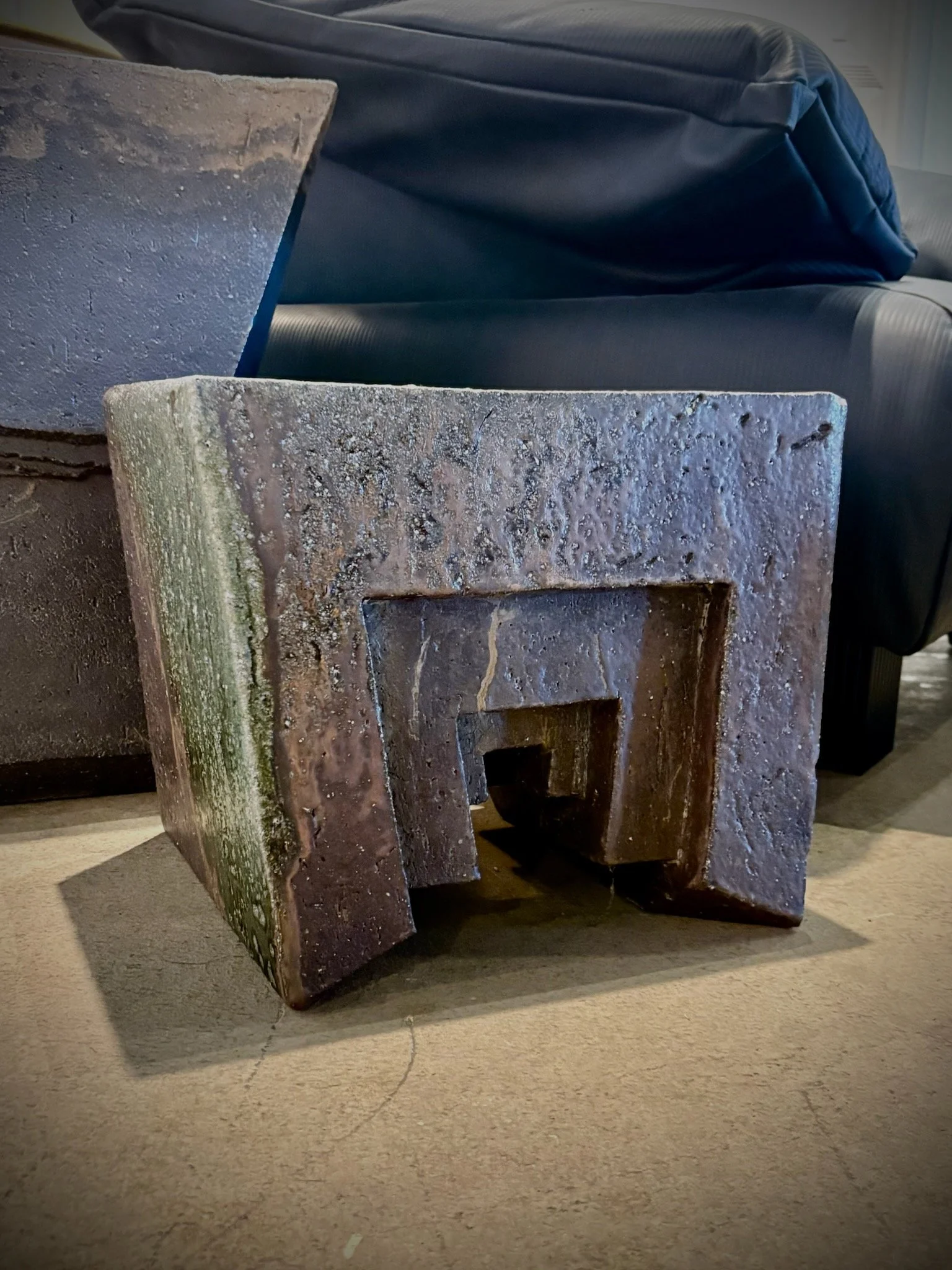 Jonathan Cross Side table/stool