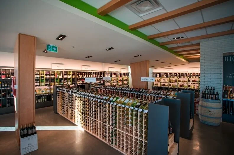 Highlander Wine and Spirits