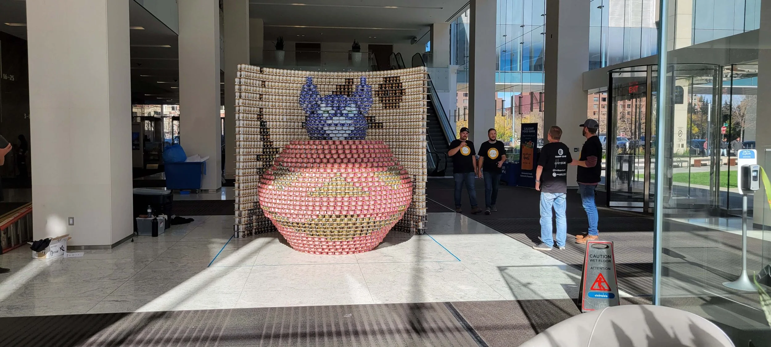 calgary-food-bank-canstruction2024-elan-construction9.jpg