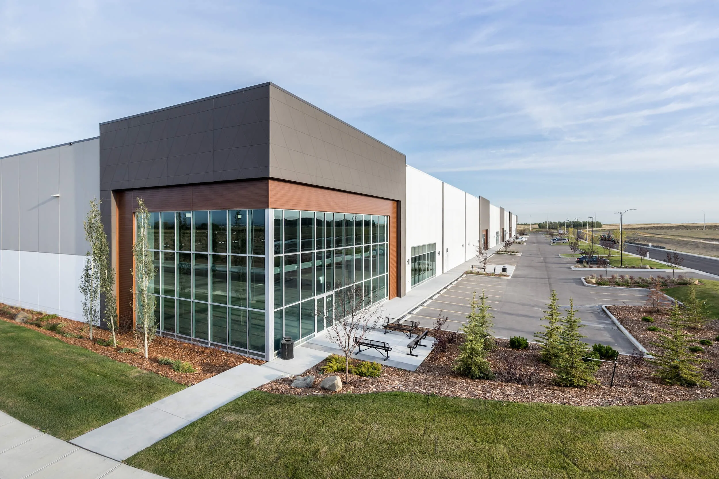 elan-sarcee-operation-work-centre-corner-view.JPG