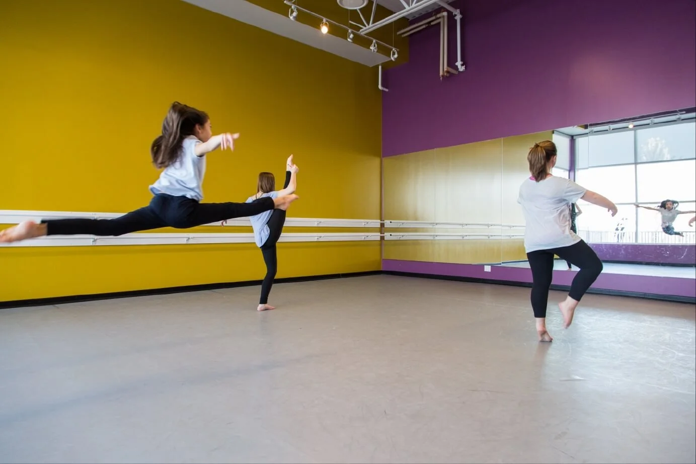 renert-centre-the-hybrid-private-school-dance-room-building-by-elan.jpg
