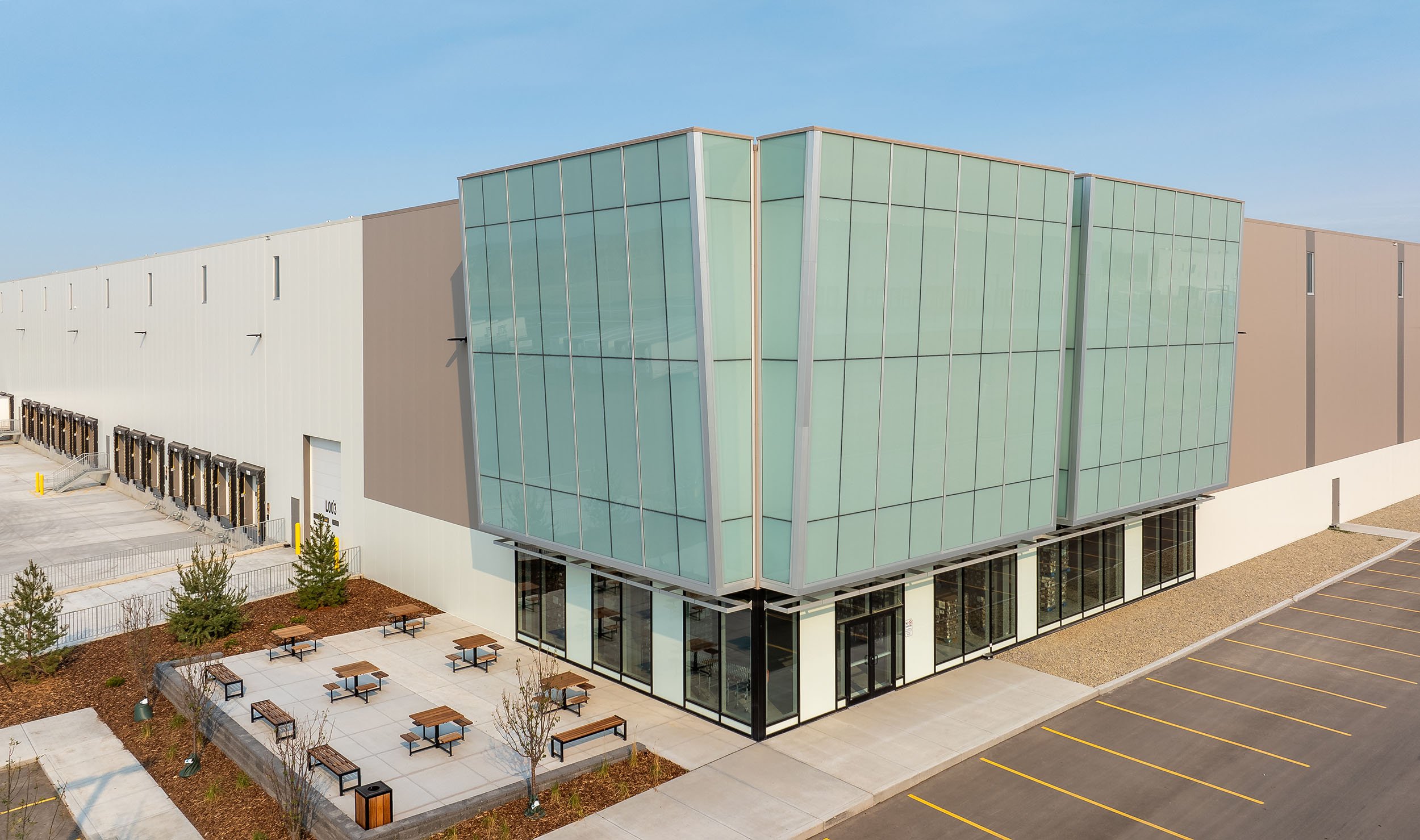 XTL building corner view