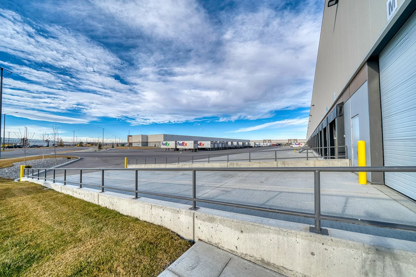 Elan_Calgary-Airport-Global-Logistics-Park_web_07.jpg