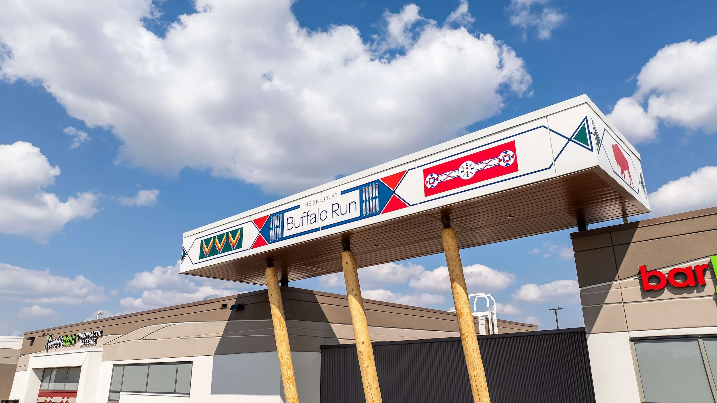 taza-shops-at-buffalo-run-gas-station-elan-construction.jpg