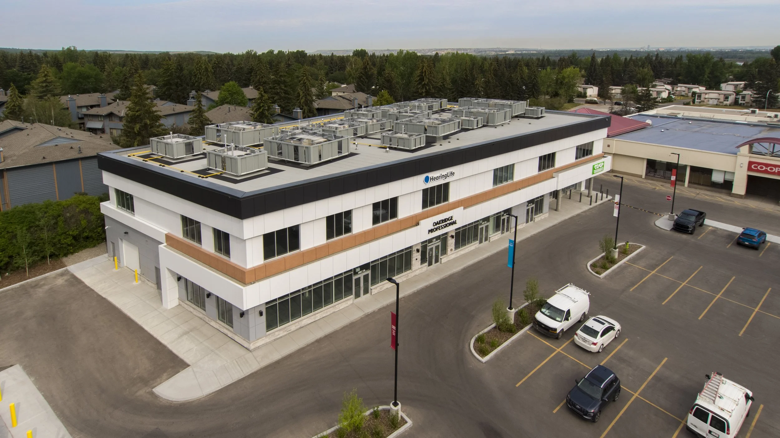 Oakridge Professional Building – Front left side view