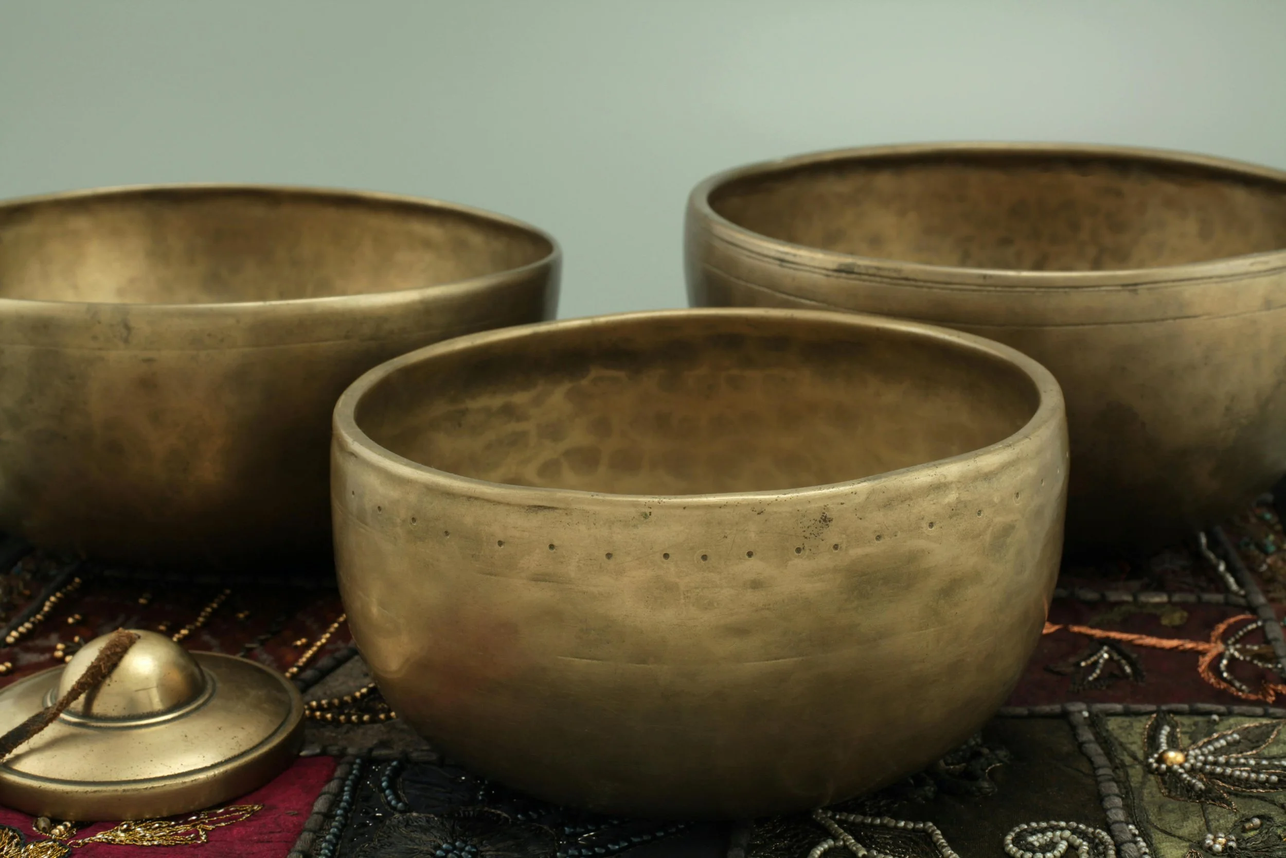 meditation singing bowls