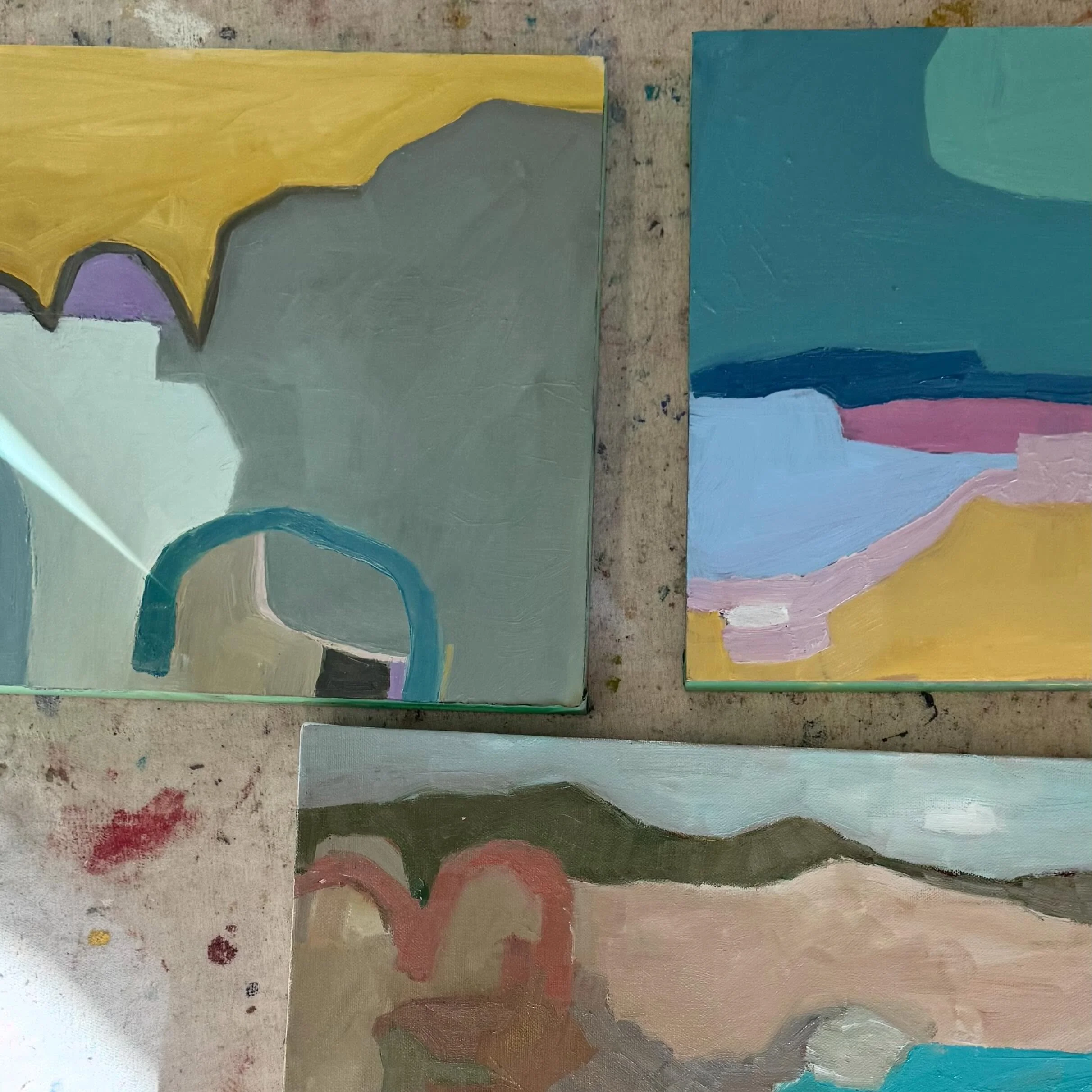 Studio View - a few new works in process 
.
#abstractedlandscapes #colourist #canadianartist #shape