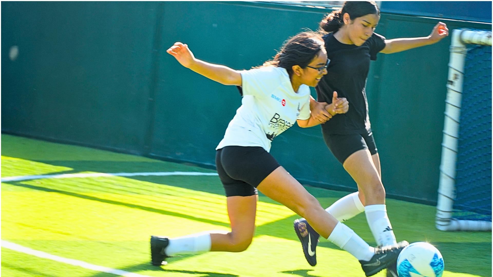 Gatorade x Women's Sports Foundation Hydration Kit Giveaway (February 2026) - Los Angeles girl's soccer team