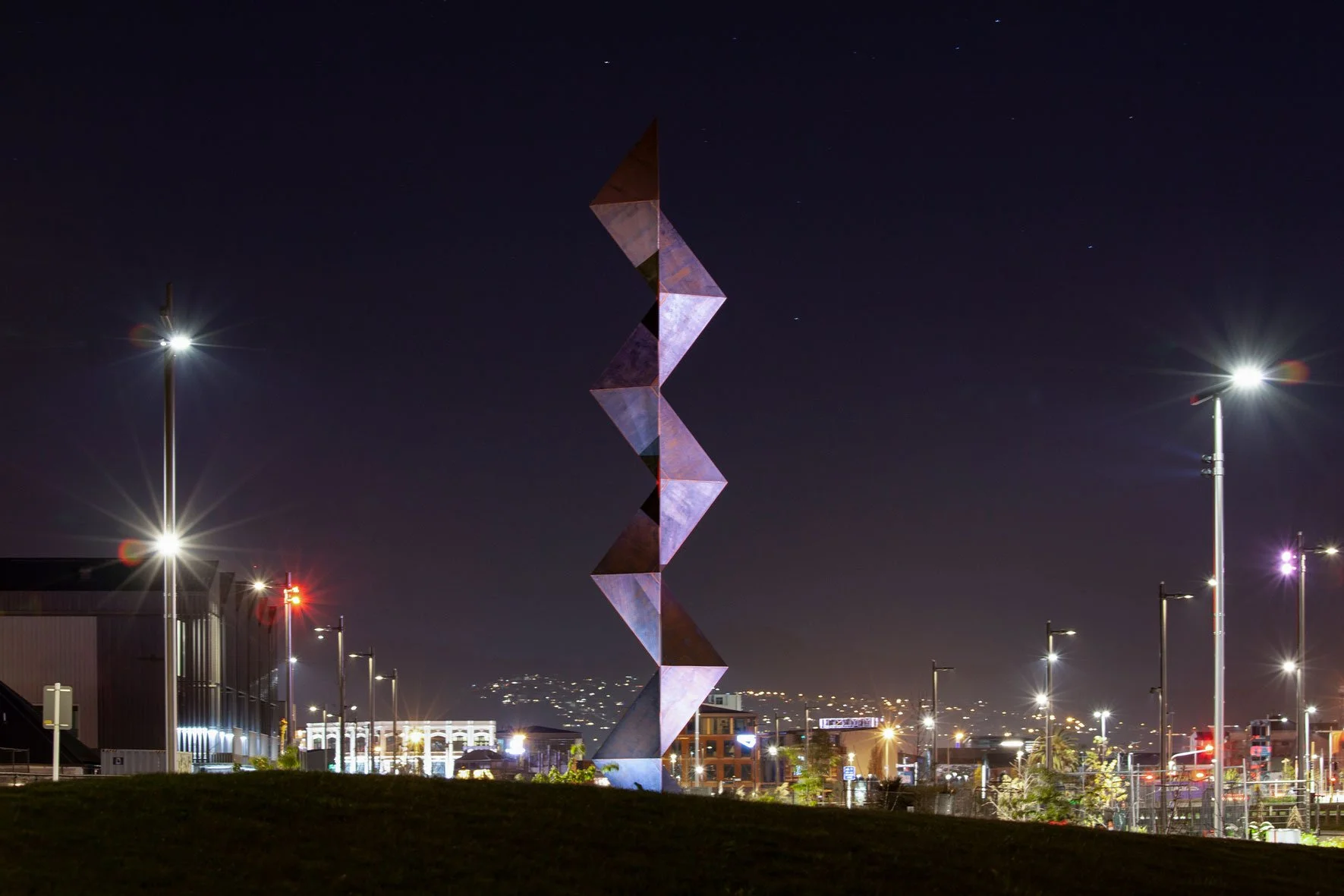 Vaka ‘A Hina, Sēmisi Fetokai Potauaine