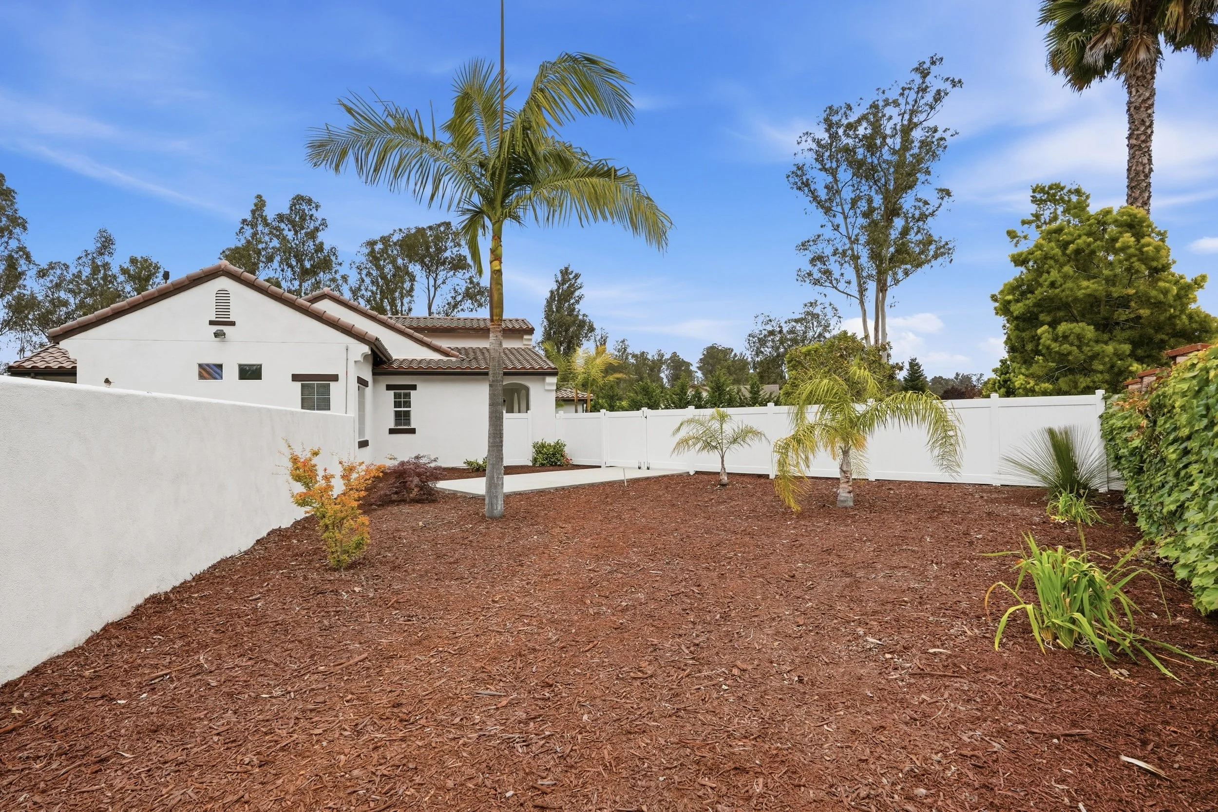 40_1390 coloma ln-34.jpg
