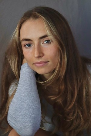 Saskia Archer on Trusting Instincts, Dark Roles, and the Joy of Acting