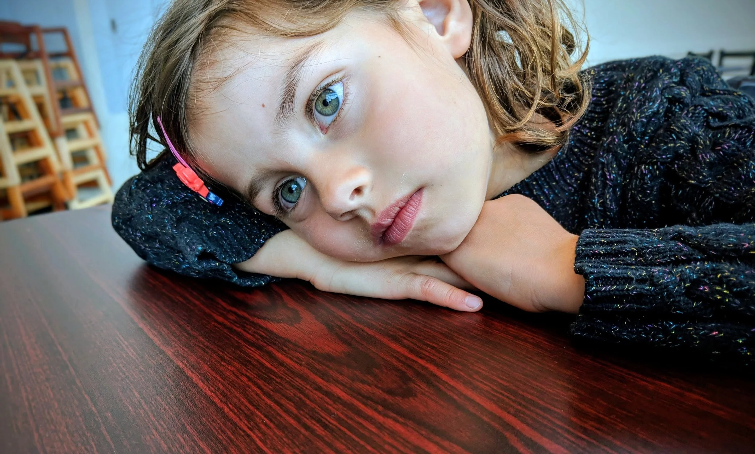 child struggling to focus and engage during learning