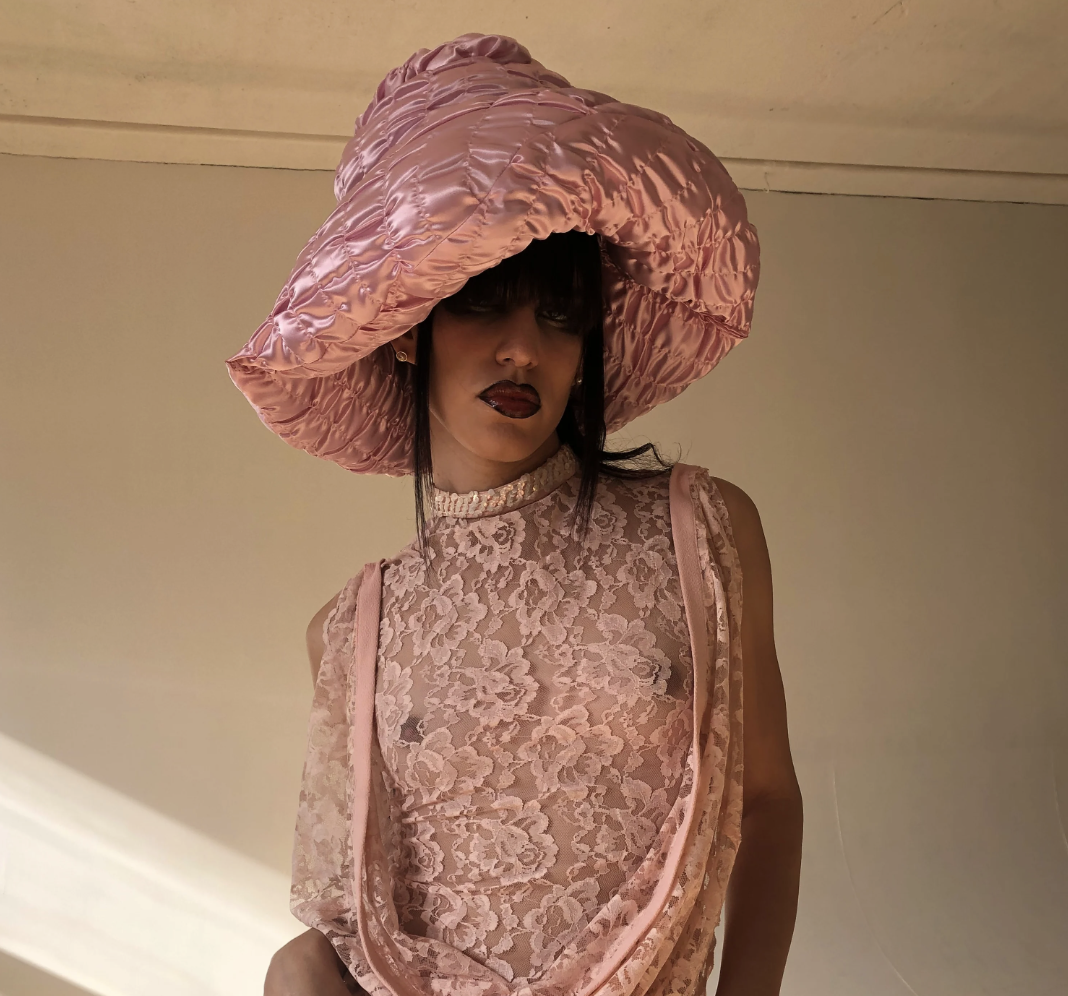 Narcissus Ruched Hat