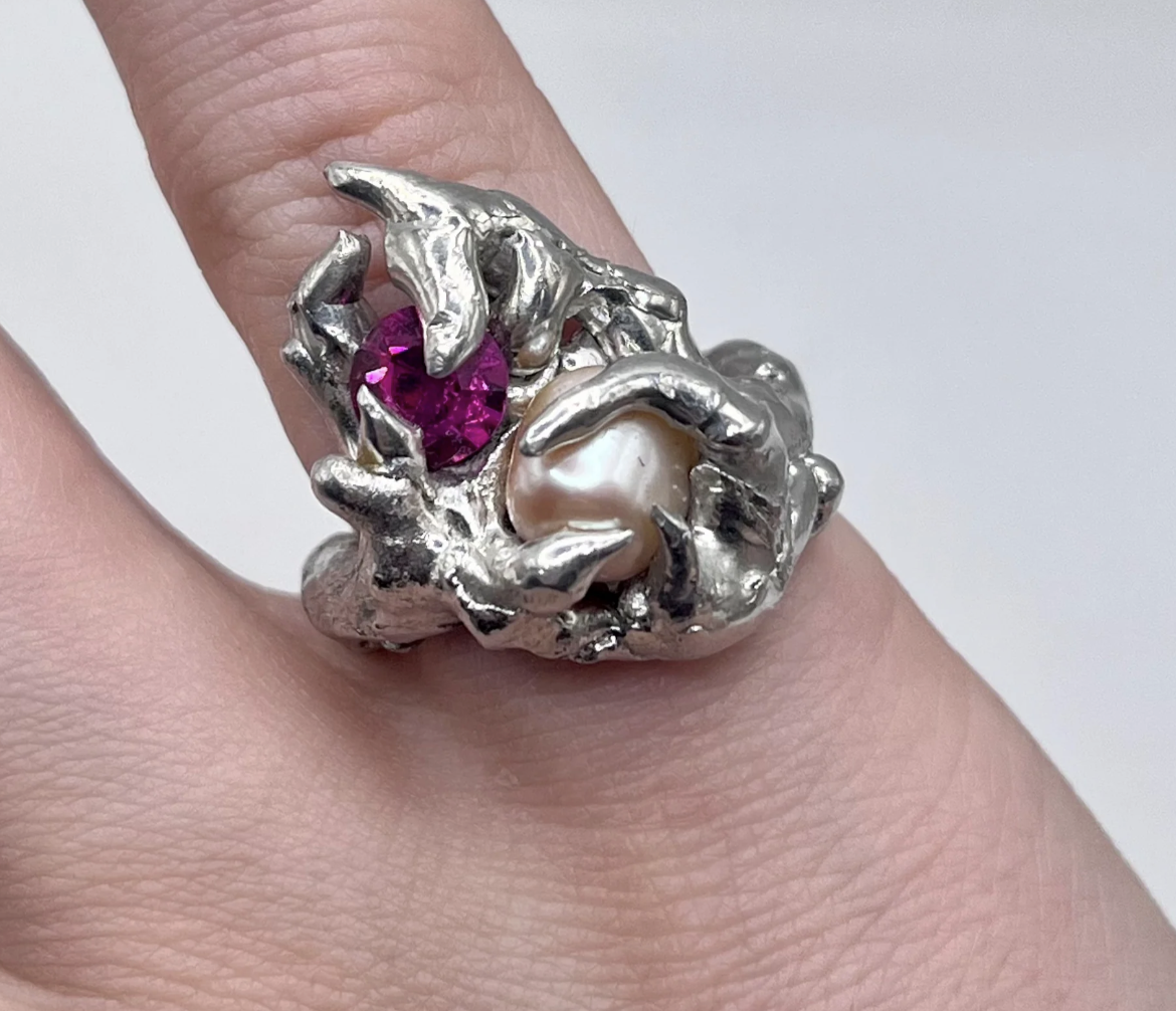 Malfermo Ring