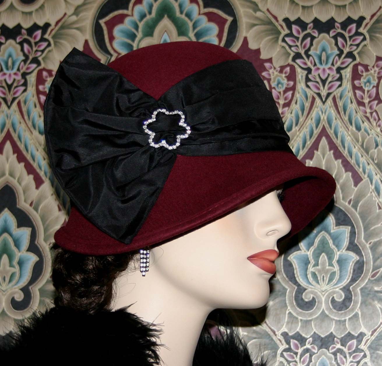 1920s Hat Styles for Women - History Beyond the Cloche Hat