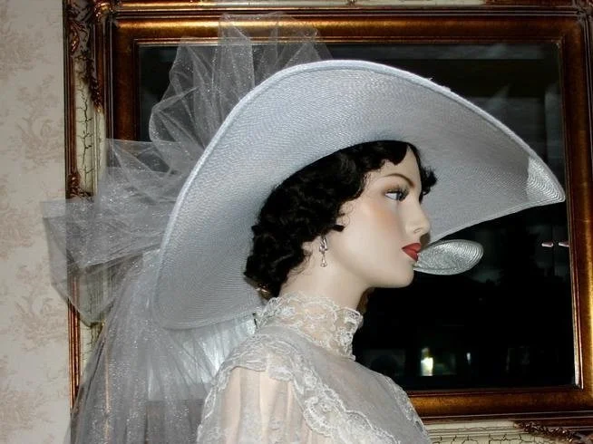 Southern Bell White Straw Hat Victorian Southern Belle Hat: Wide Brim Tea Party Straw Hat  main image 3
