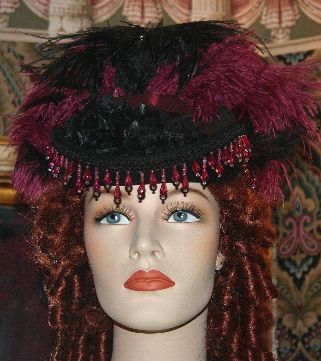 Make a statement with this exceptional hat, ideal for adding a touch of glamour and individuality to any outfit.