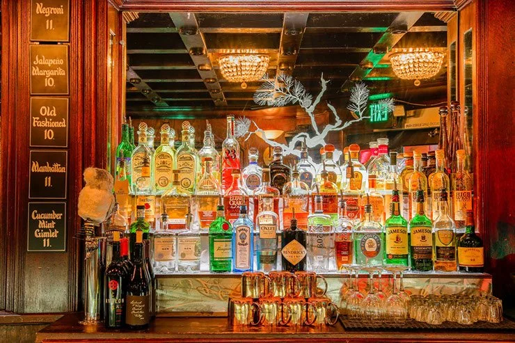 Bar photo 2